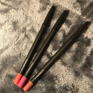 Mac lip liners